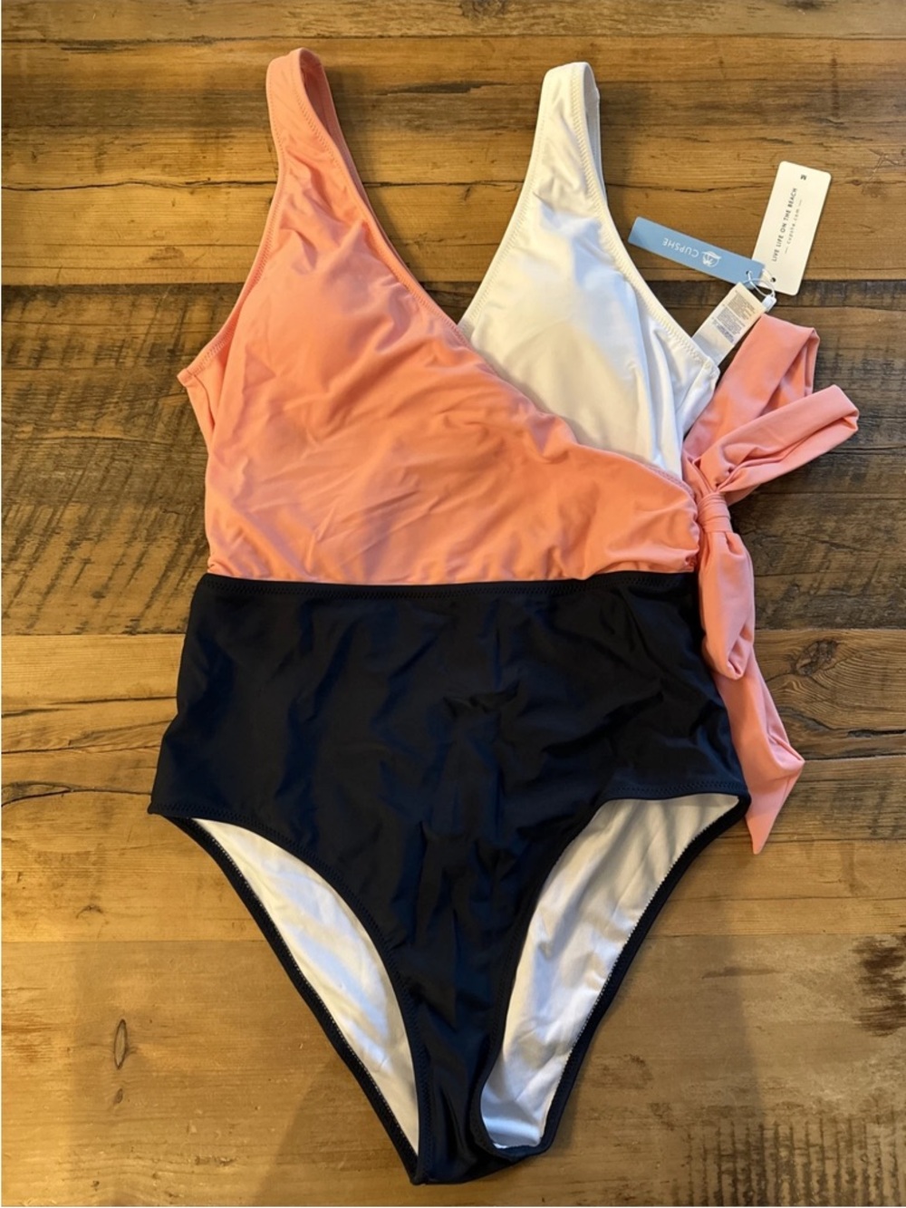CUPSHE NWT Women's Peach White & Navy Tie Waist One Piece Swimsuit M